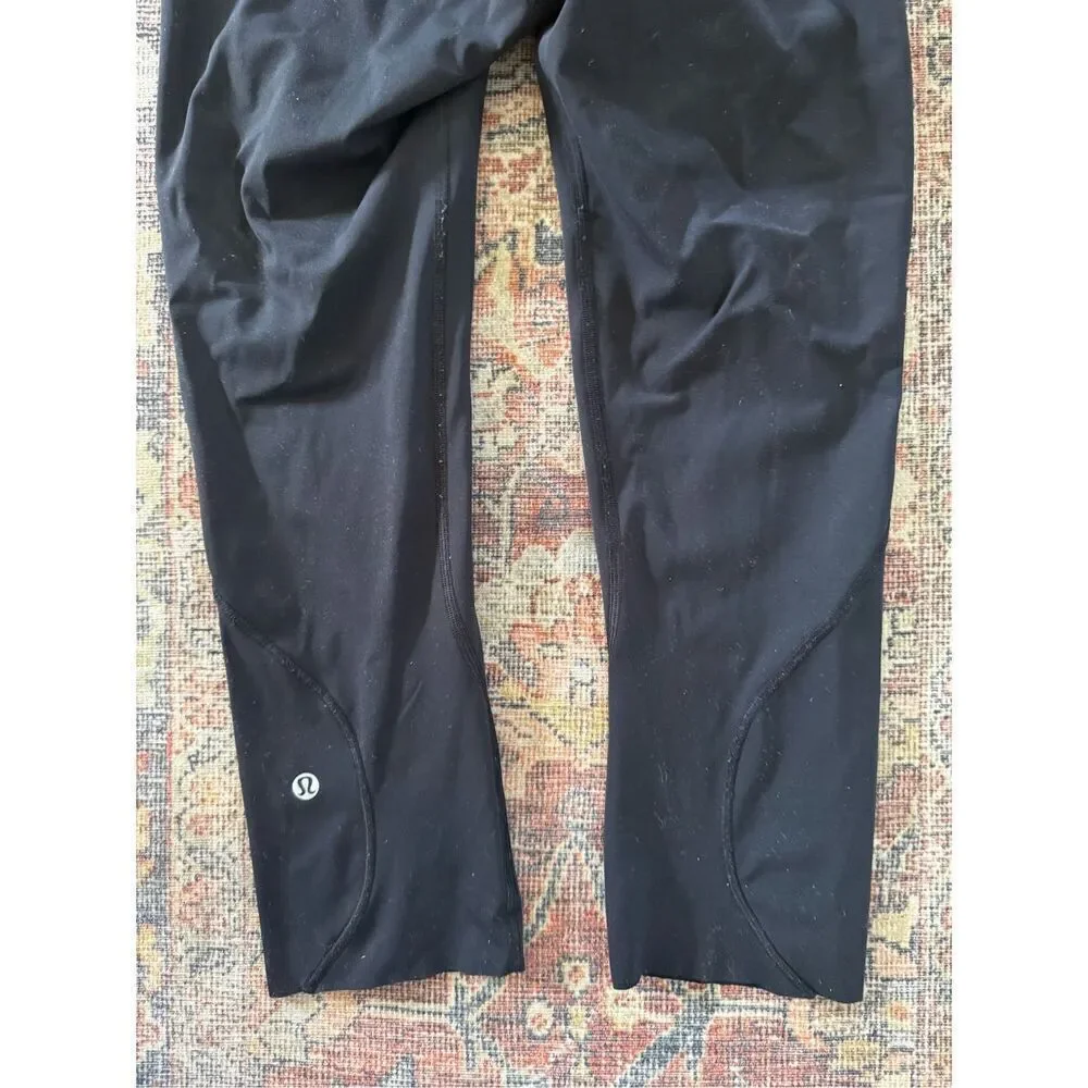 Lululemon size 6 High Waist Black Crop Legging Pants